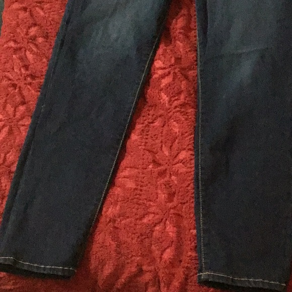 Jeans - Picture 2 of 4